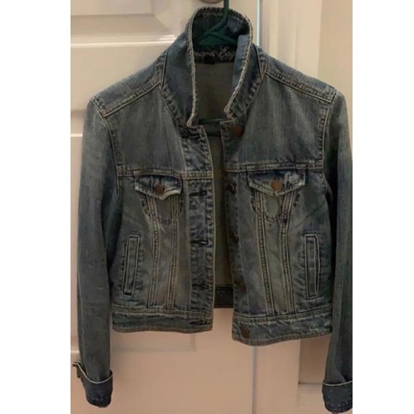 Jean jacket - Picture 1 of 1